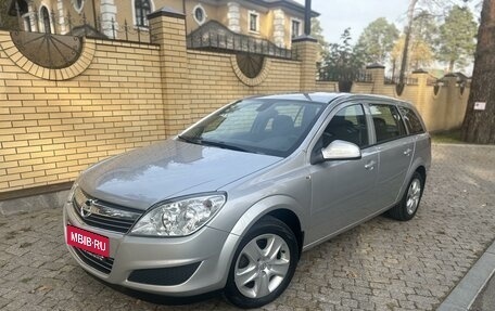 Opel Astra H, 2011 год, 875 000 рублей, 4 фотография