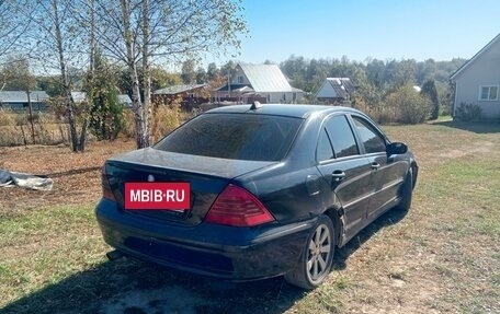 Mercedes-Benz C-Класс, 2000 год, 280 000 рублей, 9 фотография