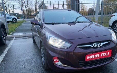 Hyundai Solaris II рестайлинг, 2012 год, 730 000 рублей, 3 фотография