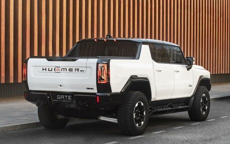 GMC Hummer EV, 2024 год, 26 604 400 рублей, 2 фотография