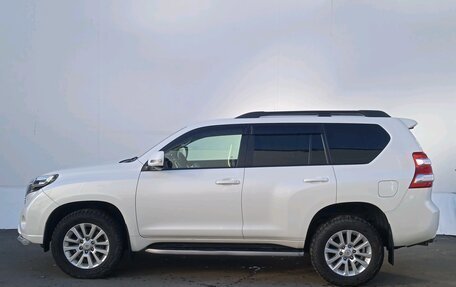 Toyota Land Cruiser Prado 150 рестайлинг 2, 2014 год, 3 550 000 рублей, 8 фотография