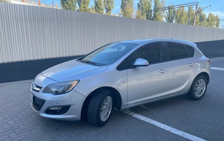 Opel Astra J, 2014 год, 1 300 000 рублей, 1 фотография