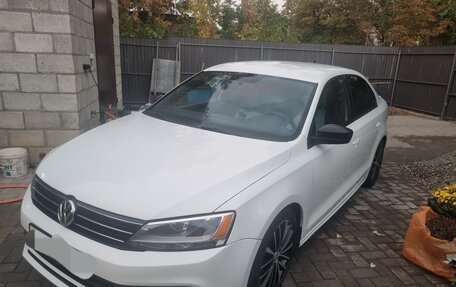 Volkswagen Jetta VI, 2015 год, 1 500 000 рублей, 2 фотография