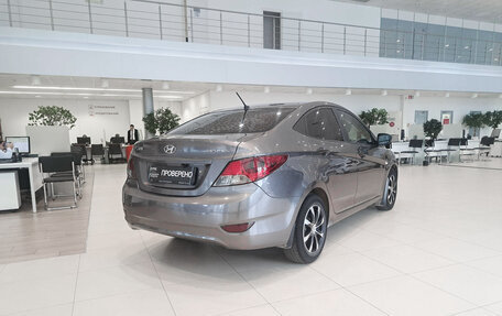 Hyundai Solaris II рестайлинг, 2011 год, 710 000 рублей, 5 фотография