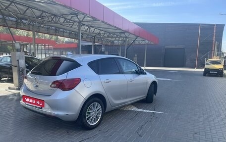 Opel Astra J, 2014 год, 1 300 000 рублей, 3 фотография