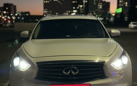 Infiniti FX II, 2012 год, 2 569 000 рублей, 9 фотография