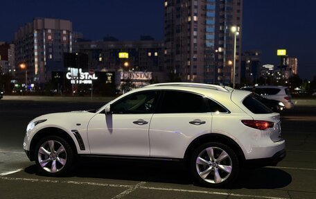 Infiniti FX II, 2012 год, 2 569 000 рублей, 23 фотография