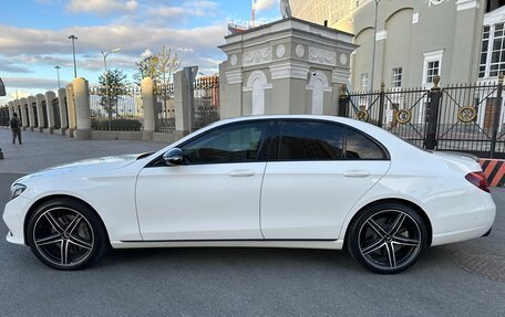 Mercedes-Benz E-Класс, 2018 год, 3 950 000 рублей, 6 фотография