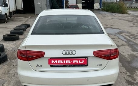 Audi A4, 2012 год, 1 300 000 рублей, 4 фотография