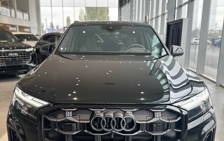 Audi Q7, 2024 год, 18 490 000 рублей, 3 фотография