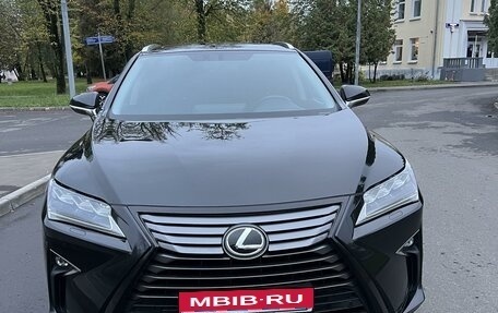 Lexus RX IV рестайлинг, 2016 год, 3 900 000 рублей, 2 фотография