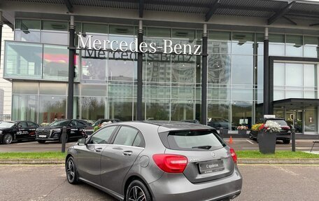 Mercedes-Benz A-Класс, 2015 год, 1 890 000 рублей, 7 фотография