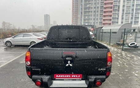 Mitsubishi L200 IV рестайлинг, 2011 год, 1 290 000 рублей, 4 фотография