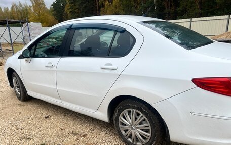 Peugeot 408 I рестайлинг, 2013 год, 700 000 рублей, 4 фотография