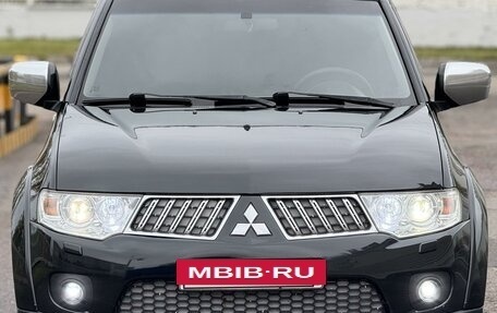 Mitsubishi Pajero Sport II рестайлинг, 2011 год, 1 850 000 рублей, 3 фотография