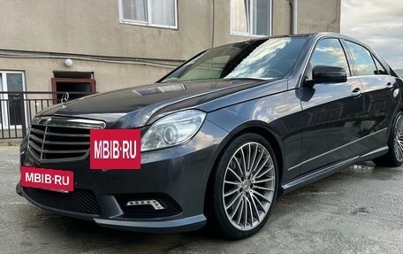 Mercedes-Benz E-Класс, 2010 год, 2 100 000 рублей, 3 фотография