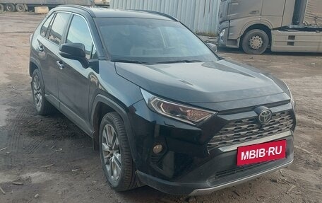 Toyota RAV4, 2022 год, 4 800 000 рублей, 1 фотография