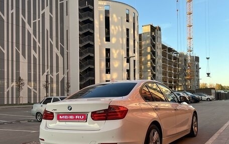 BMW 3 серия, 2013 год, 2 090 000 рублей, 11 фотография