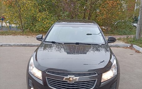 Chevrolet Cruze II, 2013 год, 900 000 рублей, 2 фотография