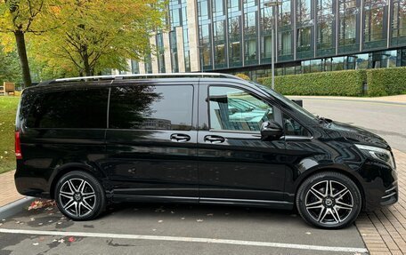 Mercedes-Benz V-Класс, 2019 год, 6 300 000 рублей, 3 фотография