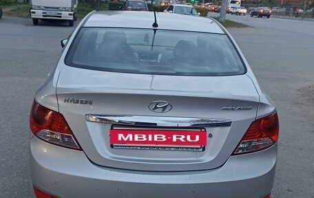 Hyundai Solaris II рестайлинг, 2011 год, 959 000 рублей, 4 фотография