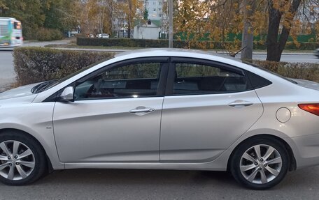 Hyundai Solaris II рестайлинг, 2011 год, 959 000 рублей, 8 фотография