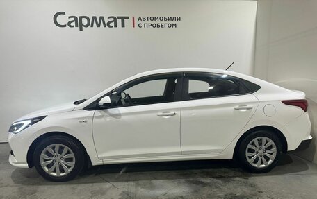 Hyundai Solaris II рестайлинг, 2021 год, 1 700 000 рублей, 4 фотография