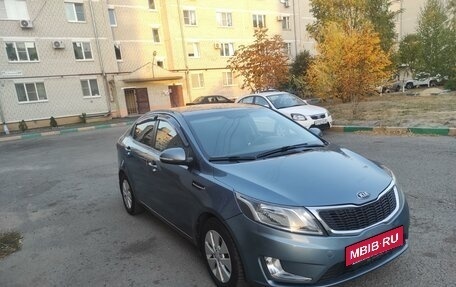 KIA Rio III рестайлинг, 2013 год, 850 000 рублей, 10 фотография