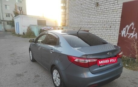 KIA Rio III рестайлинг, 2013 год, 850 000 рублей, 20 фотография