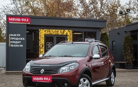 Renault Sandero I, 2014 год, 879 000 рублей, 1 фотография