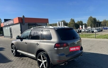 Volkswagen Touareg III, 2007 год, 1 350 000 рублей, 3 фотография