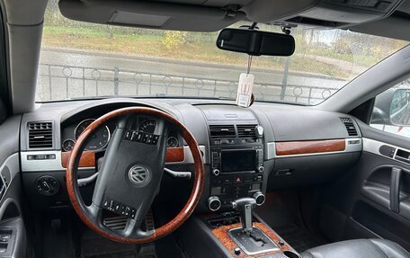 Volkswagen Touareg III, 2007 год, 1 350 000 рублей, 17 фотография