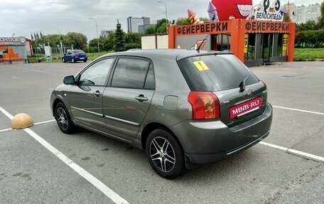 Toyota Corolla, 2005 год, 595 000 рублей, 3 фотография