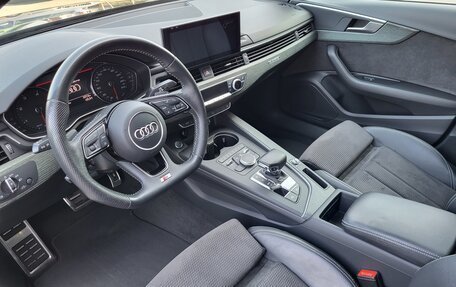 Audi A4, 2019 год, 2 980 000 рублей, 15 фотография