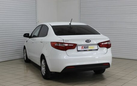 KIA Rio III рестайлинг, 2013 год, 700 000 рублей, 7 фотография