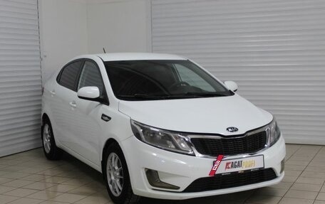 KIA Rio III рестайлинг, 2013 год, 700 000 рублей, 3 фотография