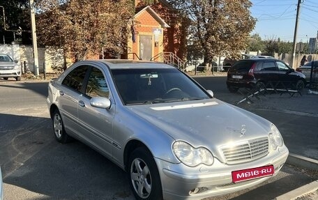 Mercedes-Benz C-Класс, 2001 год, 450 000 рублей, 1 фотография