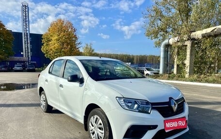 Renault Logan II, 2019 год, 800 000 рублей, 1 фотография