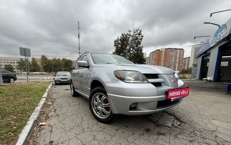 Mitsubishi Outlander III рестайлинг 3, 2003 год, 1 000 000 рублей, 3 фотография