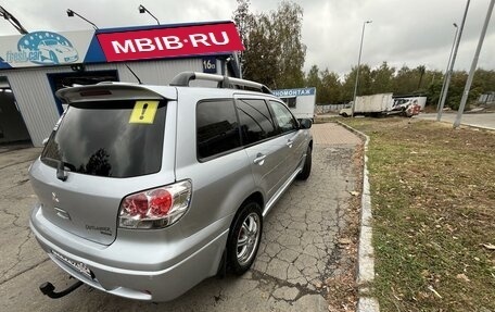 Mitsubishi Outlander III рестайлинг 3, 2003 год, 1 000 000 рублей, 6 фотография