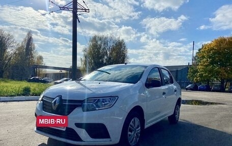 Renault Logan II, 2019 год, 800 000 рублей, 3 фотография