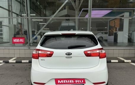 KIA Rio III рестайлинг, 2012 год, 820 000 рублей, 6 фотография