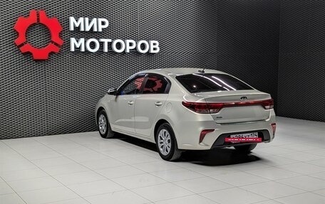 KIA Rio IV, 2018 год, 1 390 000 рублей, 11 фотография