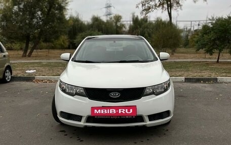 KIA Cerato III, 2010 год, 950 000 рублей, 4 фотография