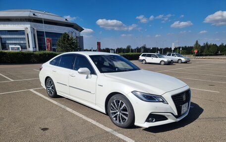 Toyota Crown, 2018 год, 3 500 000 рублей, 2 фотография