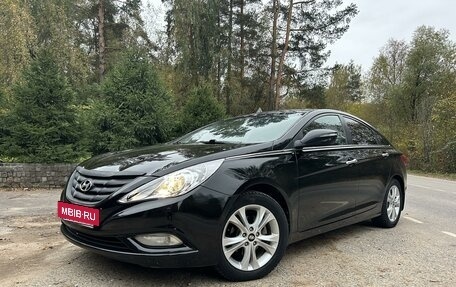 Hyundai Sonata VI, 2010 год, 1 250 000 рублей, 2 фотография