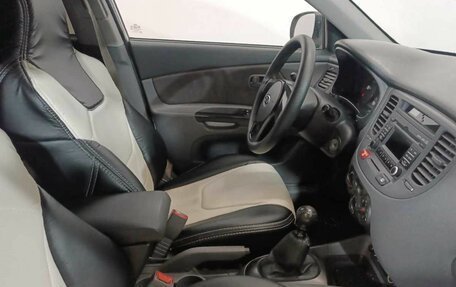 KIA Rio II, 2010 год, 580 000 рублей, 10 фотография