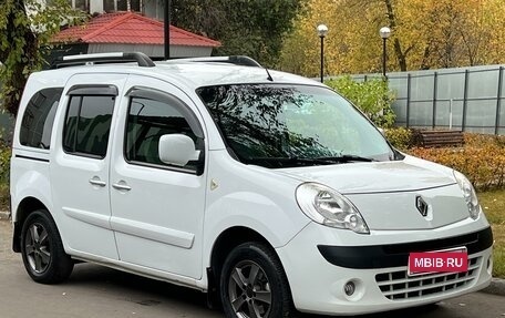 Renault Kangoo II рестайлинг, 2012 год, 790 000 рублей, 1 фотография