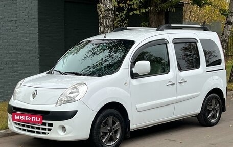 Renault Kangoo II рестайлинг, 2012 год, 790 000 рублей, 2 фотография