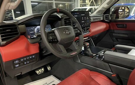 Toyota Tundra, 2023 год, 15 000 000 рублей, 9 фотография